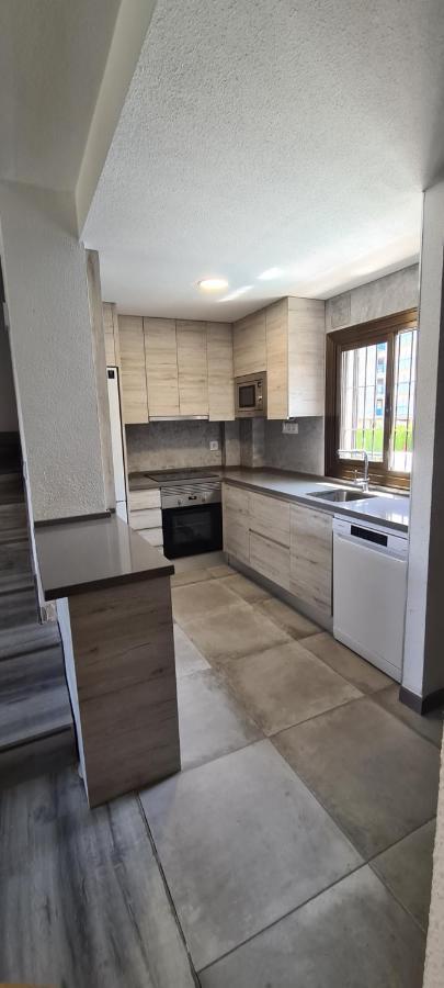 Atico Triplex Isla Verde Ел Кампело Екстериор снимка